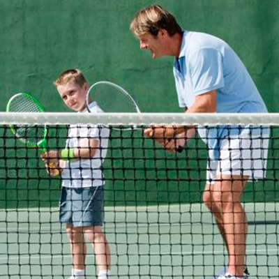 Ayuda a tu hijo a tener éxito en el tenis