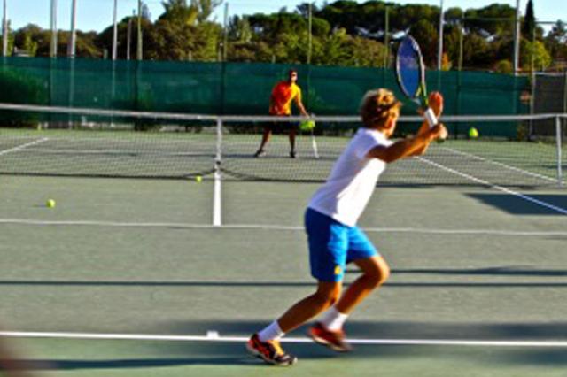 Fiesta de fin de curso de las escuelas de tenis y pádel