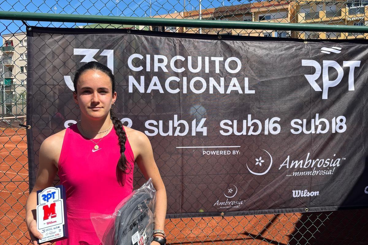 TERESA FONSECA, CAMPEONA DE DOBLES EN EL CAMPEONATO CADETE DE MADRID Y EN EL TORNEO UCJC