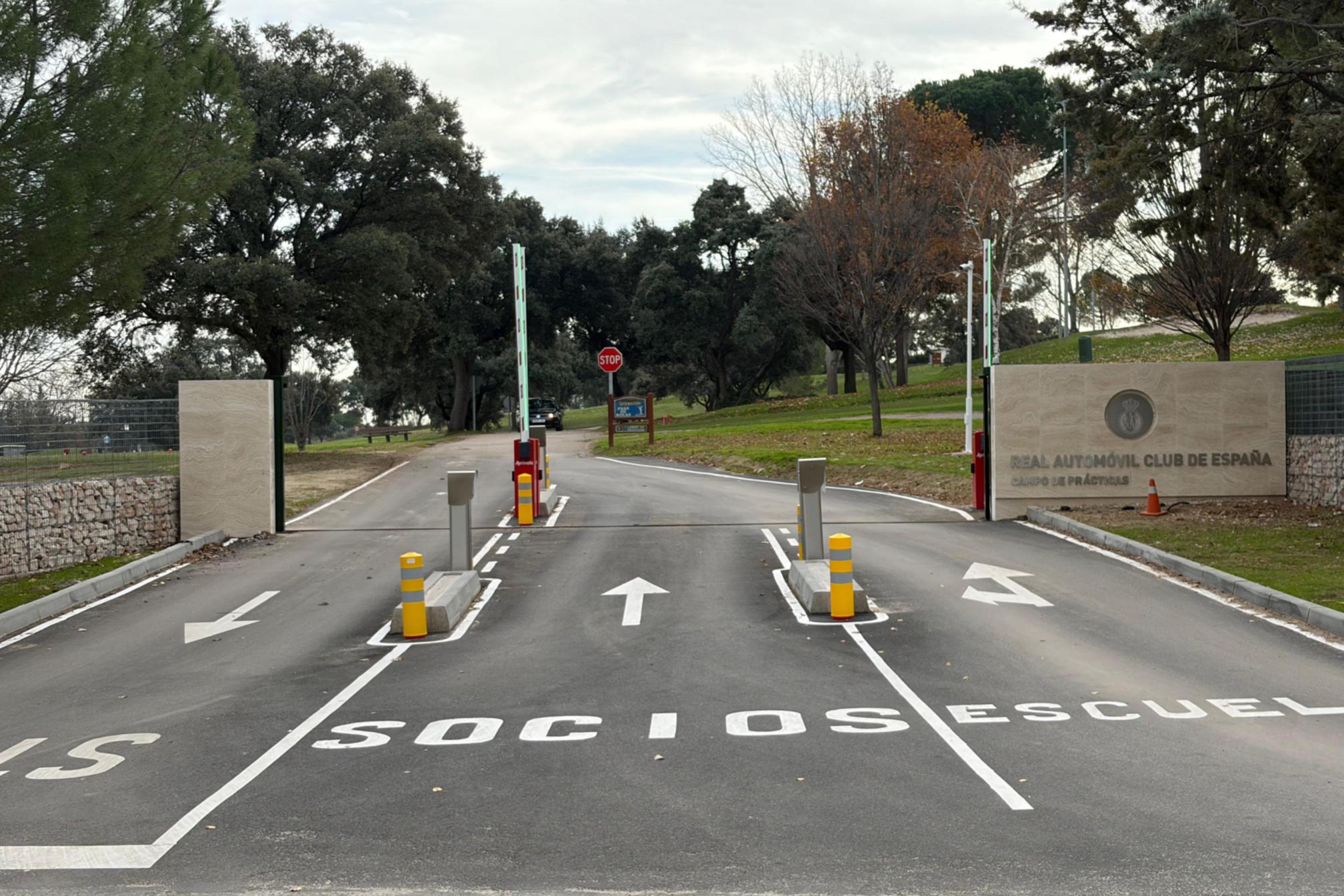 WhatsApp Image 2025-12-09 at 14.10.54