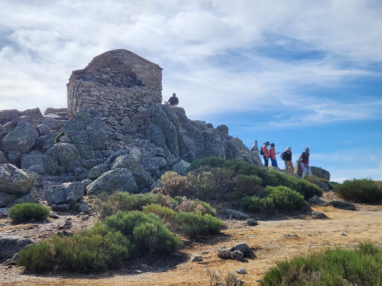 RACE Aire Libre inaugura una nueva temporada con una ruta por la Cuerda Larga