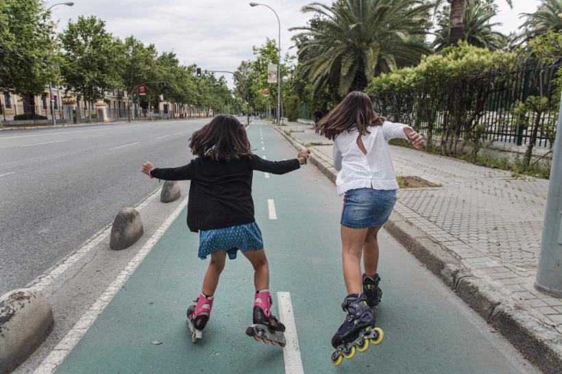 10.4-Niños-Patinando-Vía-El-País