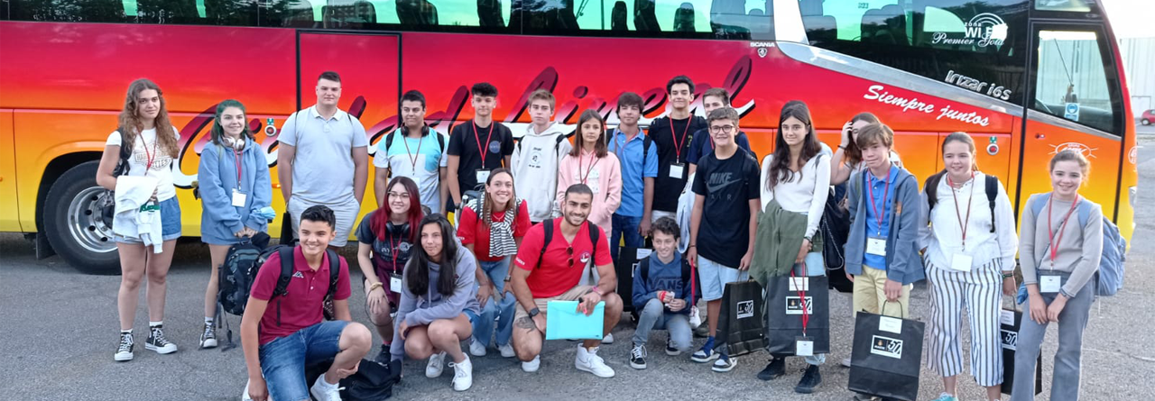 Los primeros alumnos de RACE Idiomas parten hacia Inglaterra