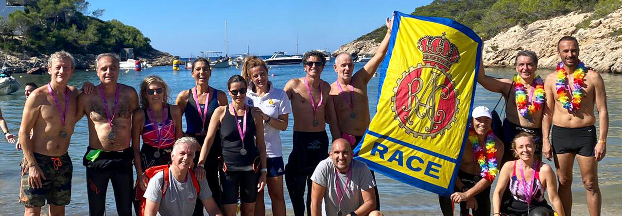 Récord de participación del Club del Nadador en Aguas Abiertas
