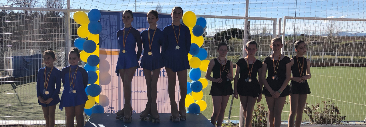 Medalla de bronce en el Trofeo Interclub de Grupos Vallmont de patinaje