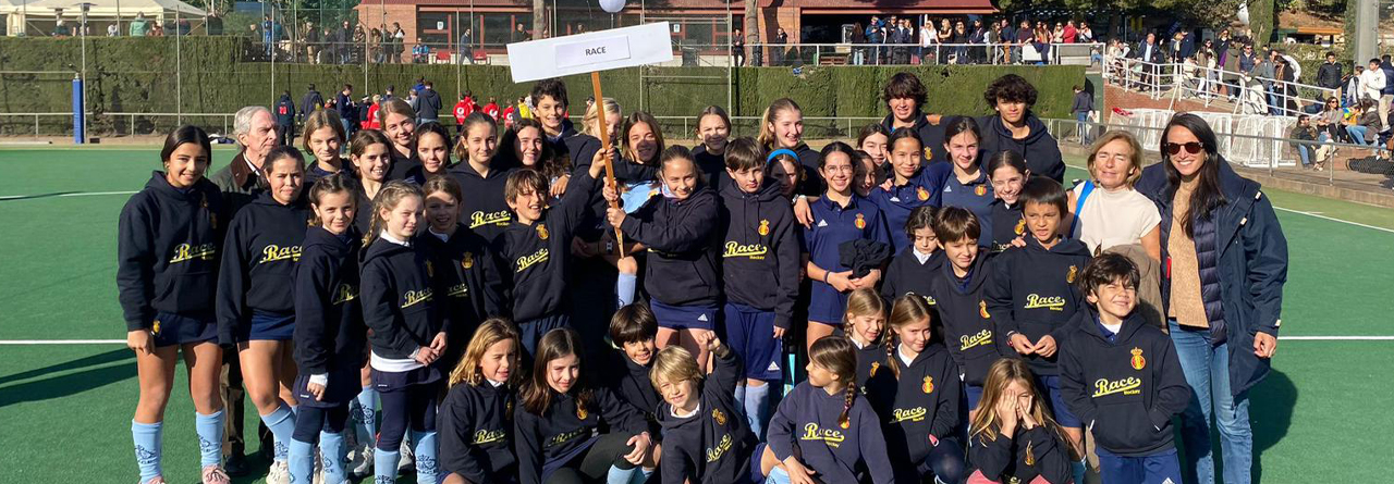 La Escuela de Hockey del RACE participó en el Torneo Memorial Marga Monegal de Barcelona