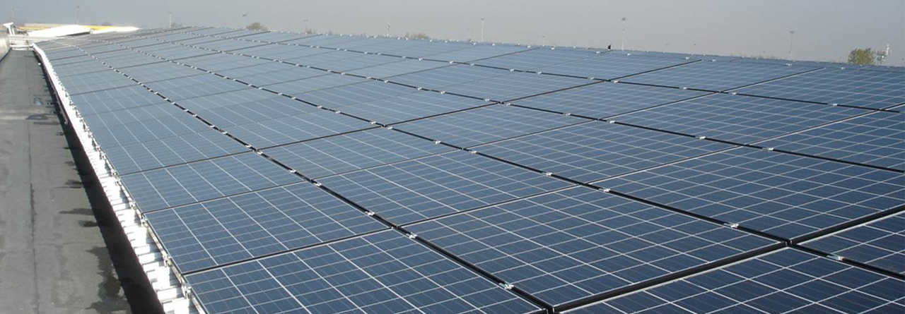 Inicio de las obras de la instalación fotovoltaica en el Complejo Deportivo