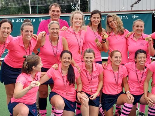 El equipo femenino del RACE se proclama Campeón de España Máster +40