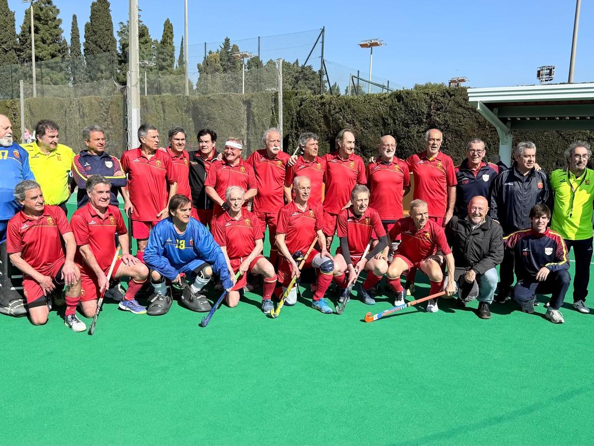 selecciónhockey+70