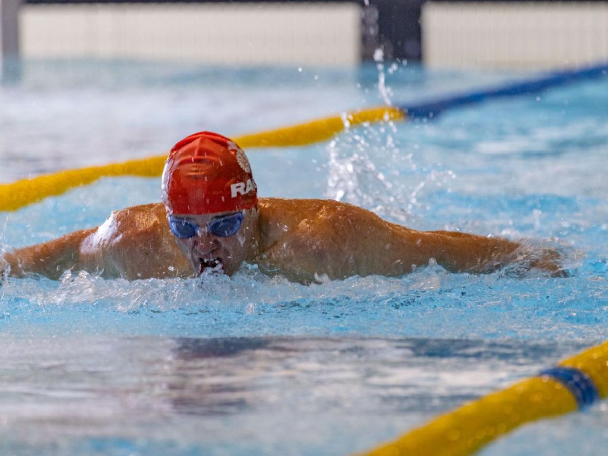 El equipo de natación del RACE brilla en el Campeonato de Madrid Open Máster de Verano