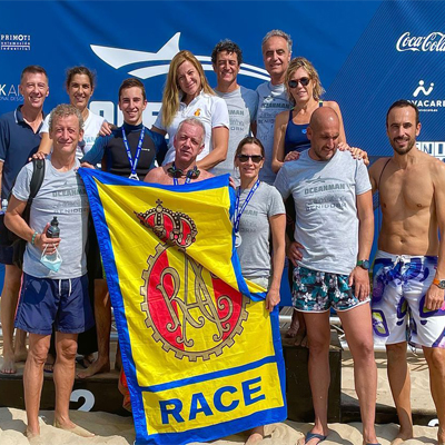 El Club del Nadador del RACE participa en la prueba Oceanman 2021
